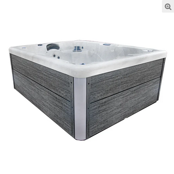 hot tubs and spas<br />
